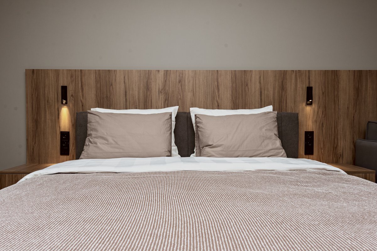 Hotel-grade linen, fresh for every stay